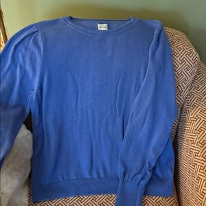 NWOT Nic Zoe cornflower blue . Soft with slight bell sleeves.